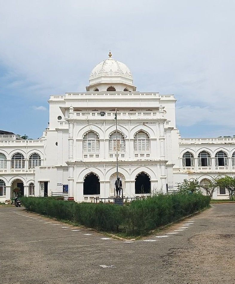 Tamukkam Palace